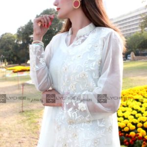Jazmin 3 Embroidered Suit